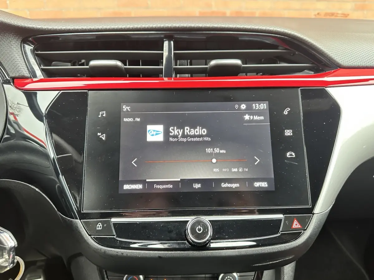 1.2 Level 4 Ultimate 100PK Carplay Half leder