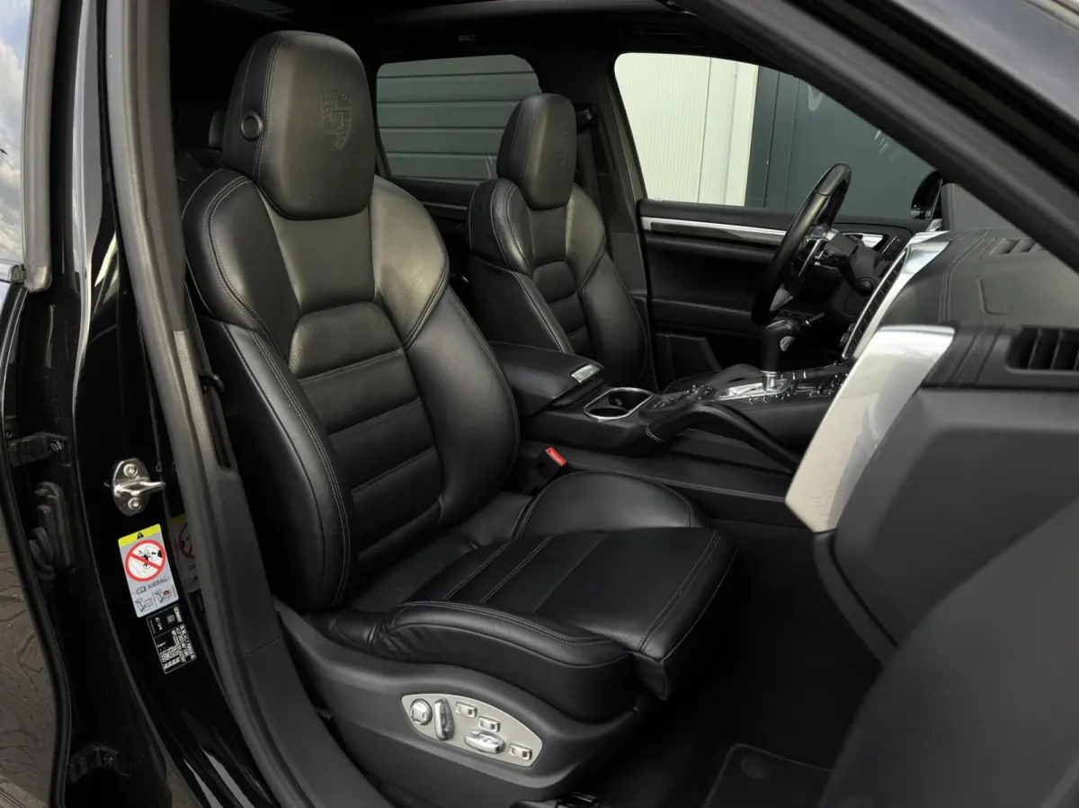 3.0 D Tiptronic S / Facelift / Led / Pano