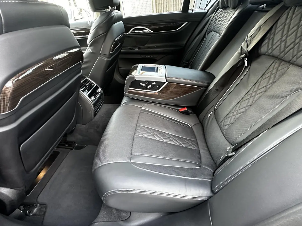 745e High Executive