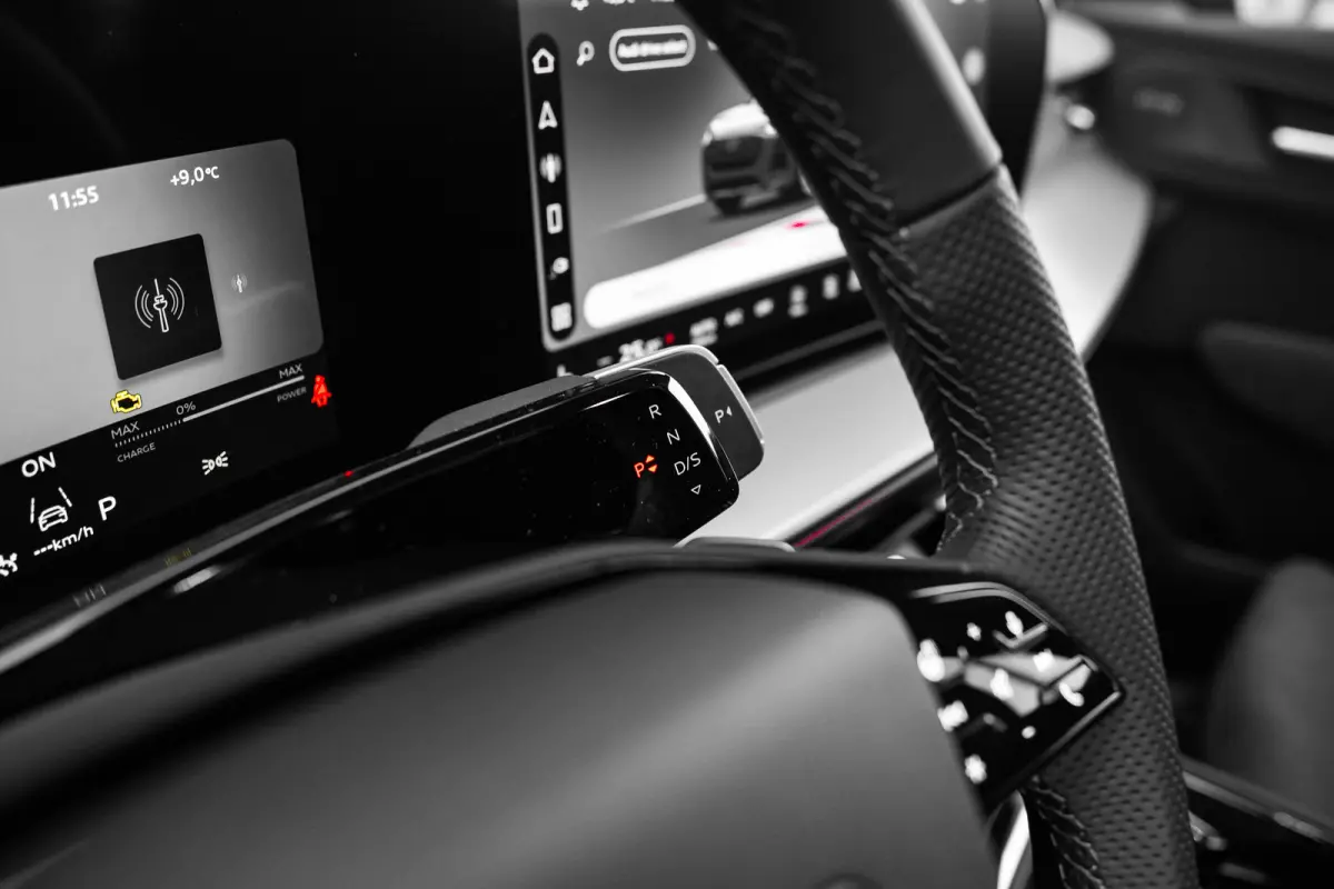 S edition | Adaptive cruise control | Audi sound system | Cruise control