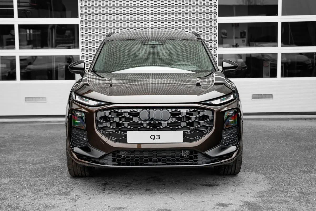 S edition | Adaptive cruise control | Audi sound system | Cruise control