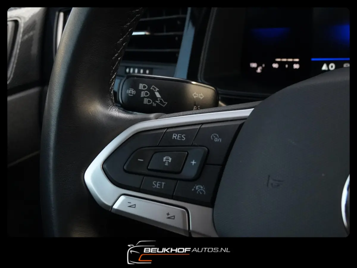 1.0 TSI Carplay Navi Adapt Cruise Virtual Da