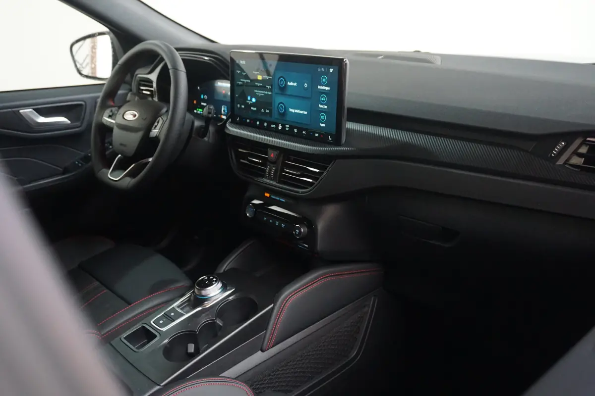 2.5 PHEV ST-Line X | Demo-Deal | Trekhaak Wegklapbaar | Winter Pakket | Driver Assistance Pack | | Audio installatie premium | Bots herkenning en activatie | Bots waarschuwing systeem