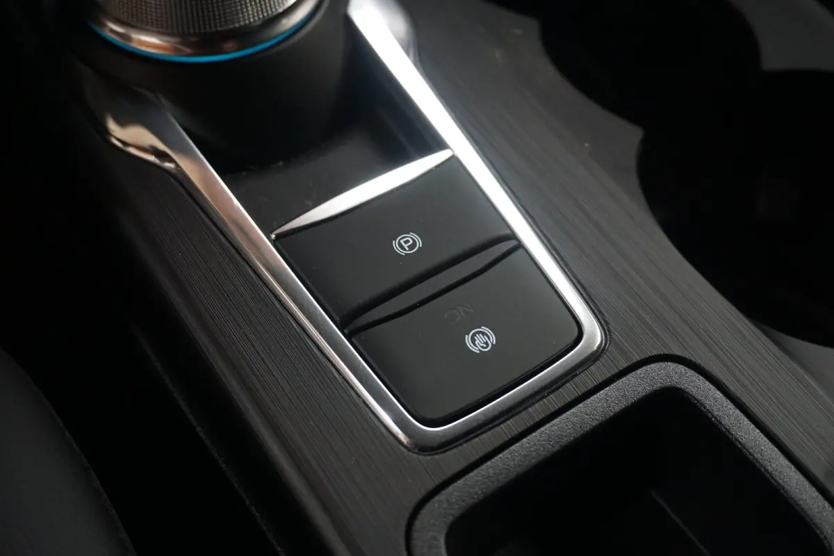 2.5 PHEV ST-Line X | Demo-Deal | Trekhaak Wegklapbaar | Winter Pakket | Driver Assistance Pack | | Audio installatie premium | Bots herkenning en activatie | Bots waarschuwing systeem