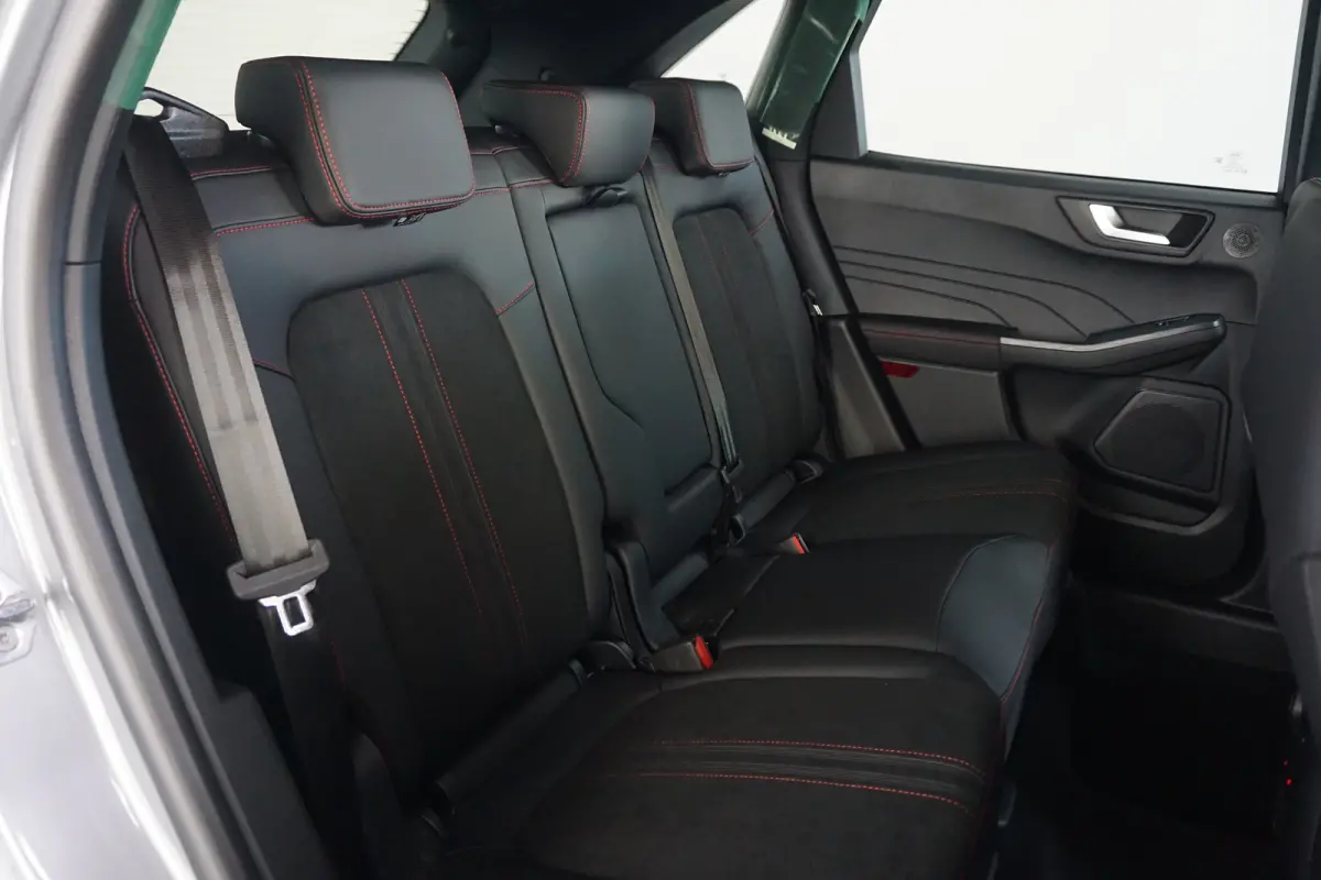 2.5 PHEV ST-Line X | Demo-Deal | Trekhaak Wegklapbaar | Winter Pakket | Driver Assistance Pack | | Audio installatie premium | Bots herkenning en activatie | Bots waarschuwing systeem