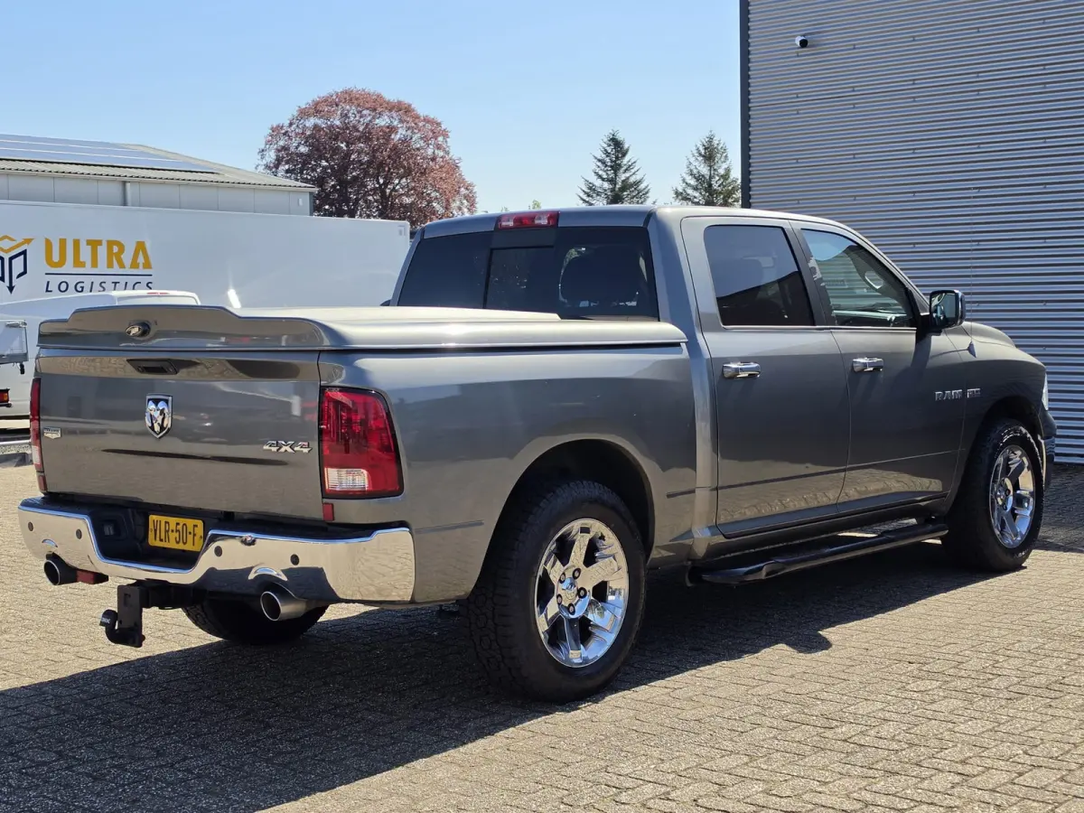 1500 5.7 V8 4x4 Crew Cab Lpg Stoel verwarming-verkoeling Leder Alpine