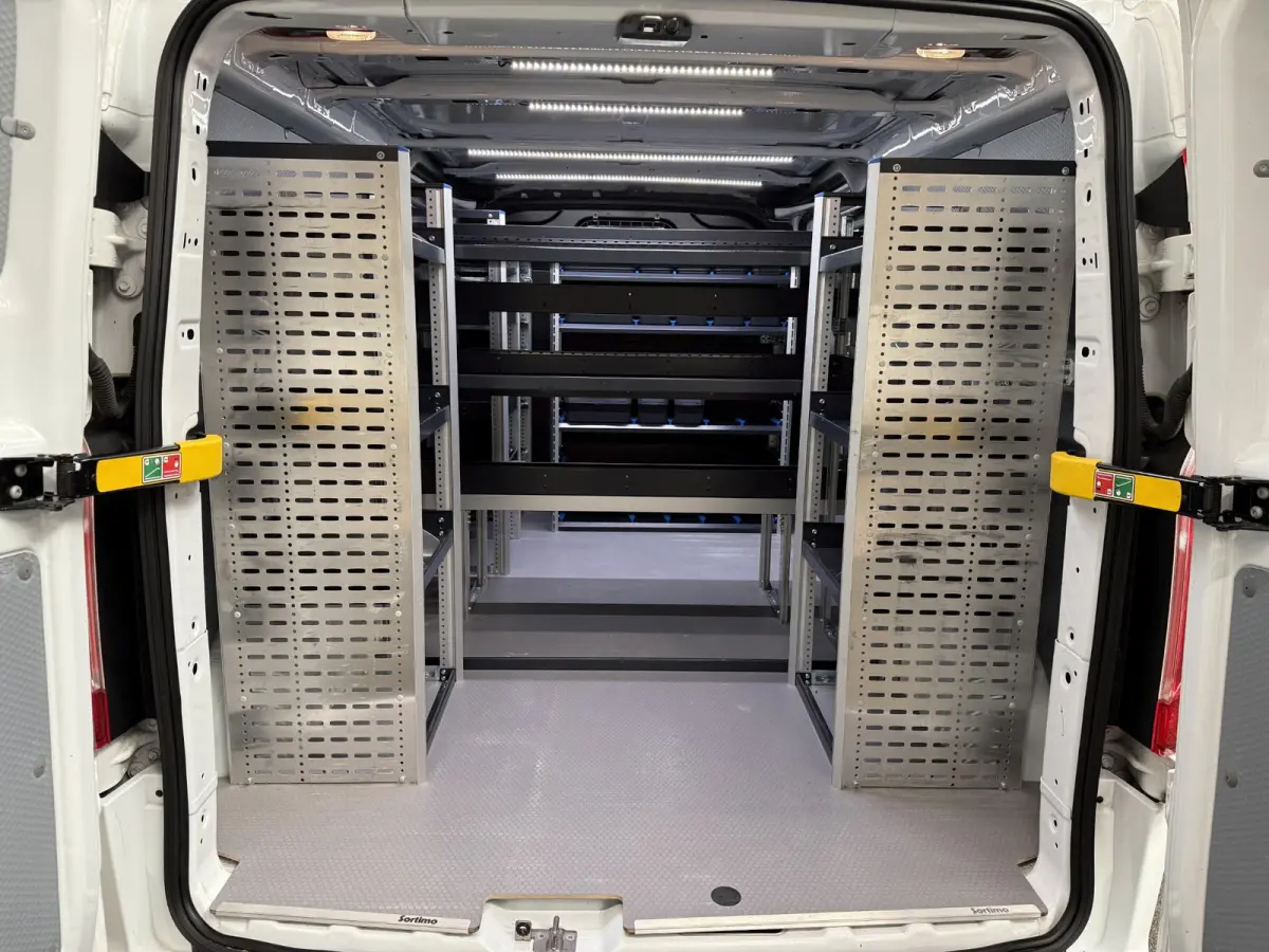 300 2.0 TDCI L2H1 Trend Airco Cruise Control Parkeersensoren Verwarmbare voorstoelen