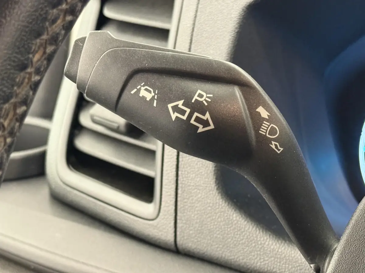 300 2.0 TDCI L2H1 Trend Airco Cruise Control Parkeersensoren Verwarmbare voorstoelen