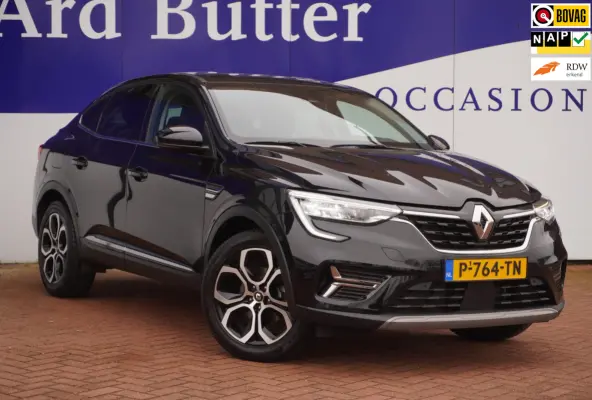 1.6 E-Tech Hybrid 145 Intens+Led+Half-Leder+stoel&stuur-verw+Full-navigatie+camera+18"Lmv SUPER ONDERHOUDEN !!