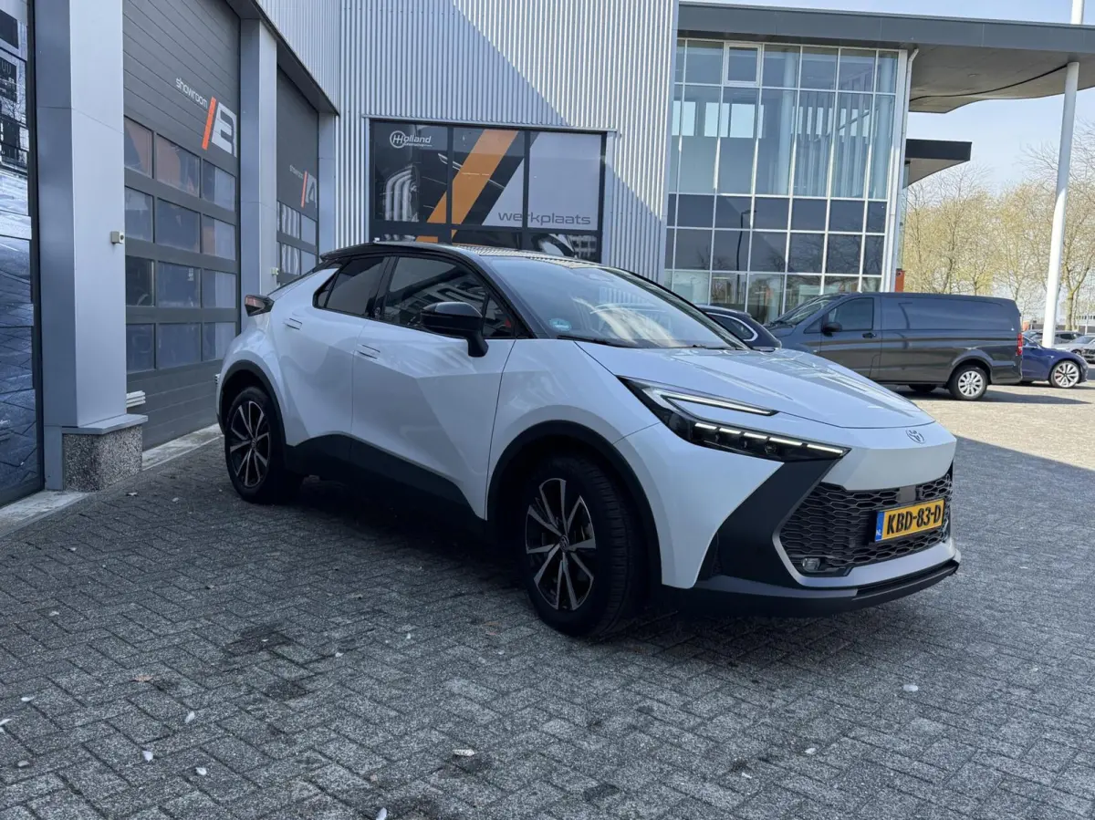 2.0 Hybrid HEV 200 Active|TEAM D|ACC|STOELV.|CAMERA