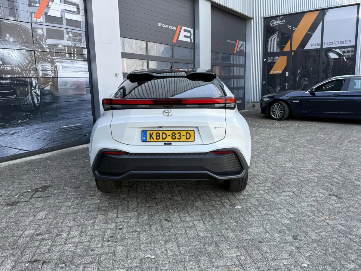 2.0 Hybrid HEV 200 Active|TEAM D|ACC|STOELV.|CAMERA