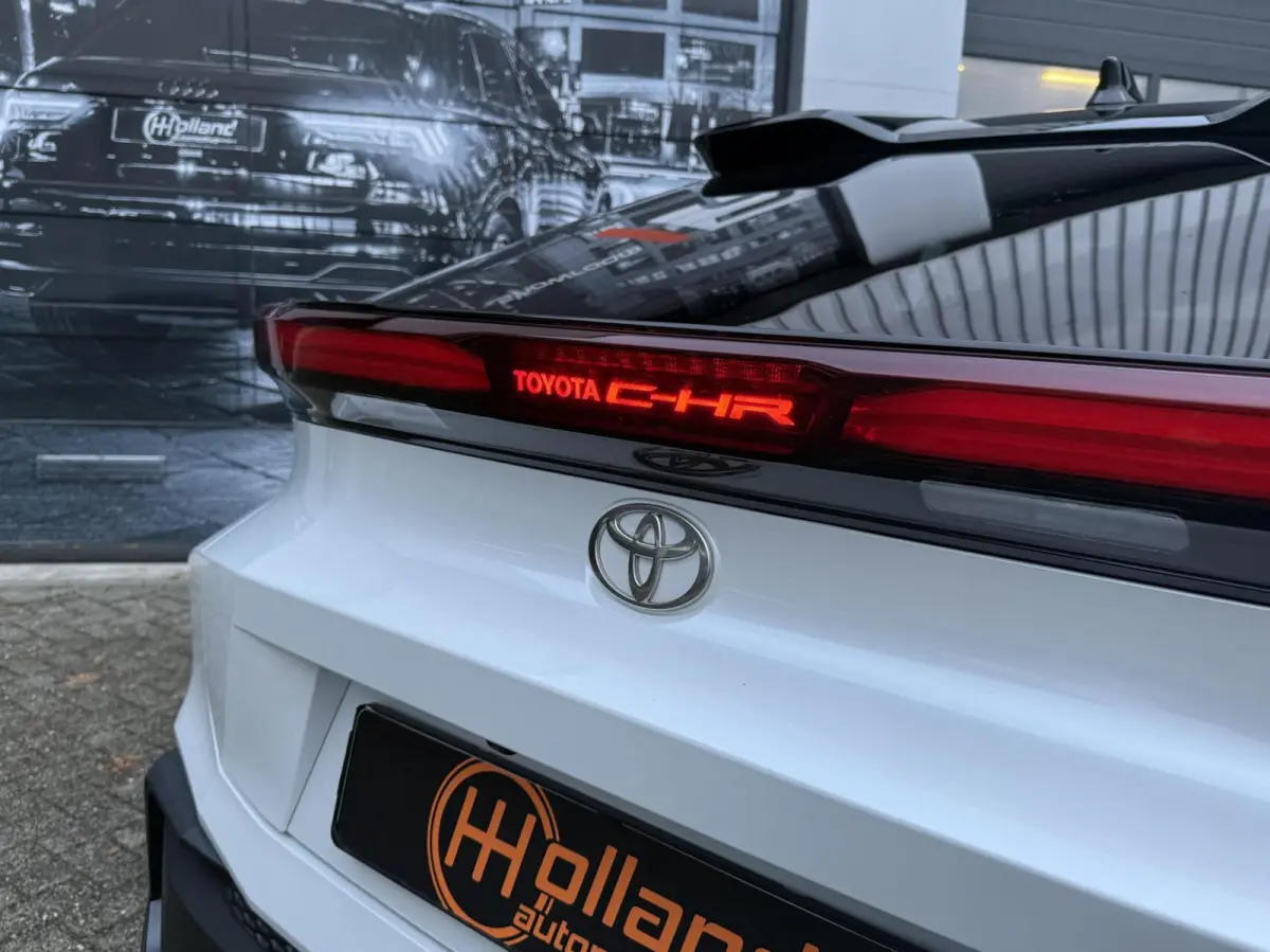 2.0 Hybrid HEV 200 Active|TEAM D|ACC|STOELV.|CAMERA