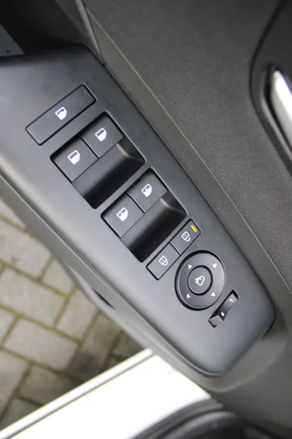 Comfort Smart + WVB 65.4 kWh MY25 19" | €5000,- korting !! | Vanaf 419,- Private Lease p/m !