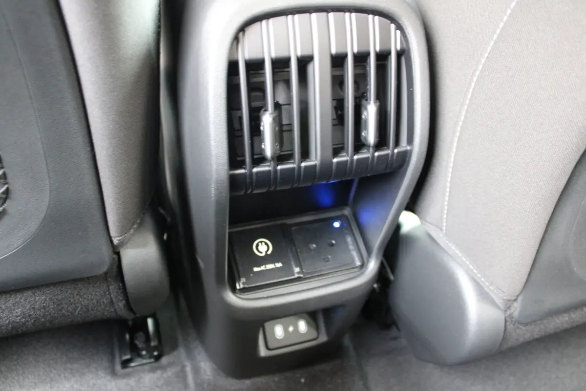 Comfort Smart + WVB 65.4 kWh MY25 19" | €5000,- korting !! | Vanaf 419,- Private Lease p/m !