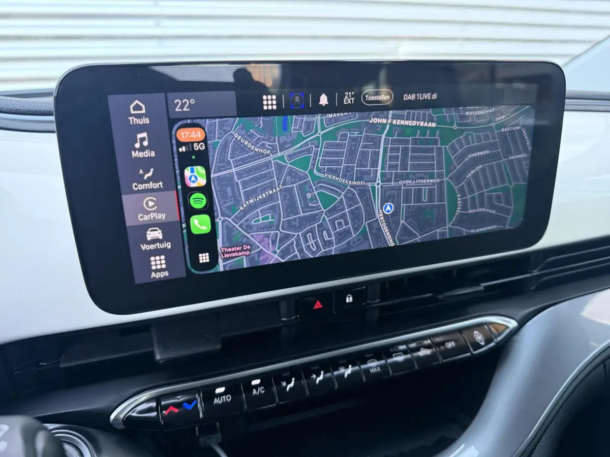 24 kWh Navi Camera Carplay Led Cruise SOH 100% Eerste Eigenaar Dealer Onderhouden Nieuwstaat 2023 Nouvelle 500 70 Kw 95 Pk incl 12 maanden garantie