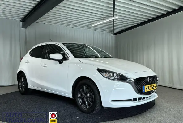 1.5 Skyactiv-G Luxury Automaat | LED | NAVI