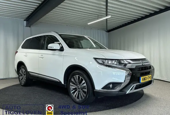 2.0 Connect Pro Automaat | Navi