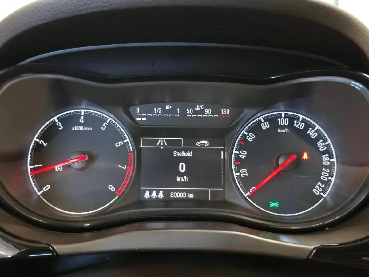 1.4 Online Edition,NAV,LMV,CRUISE,AIRCO,1ste Eigenaar,Carplay,All season banden