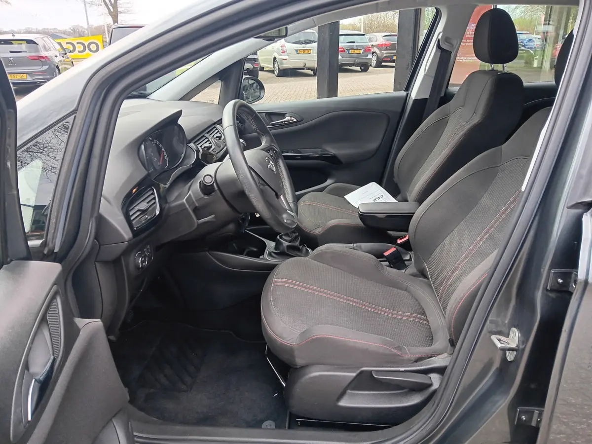 1.4 Online Edition,NAV,LMV,CRUISE,AIRCO,1ste Eigenaar,Carplay,All season banden