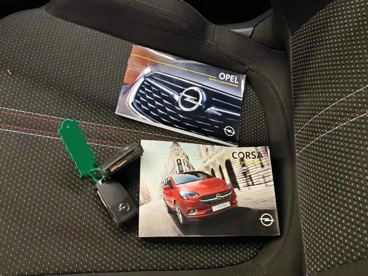 1.4 Online Edition,NAV,LMV,CRUISE,AIRCO,1ste Eigenaar,Carplay,All season banden