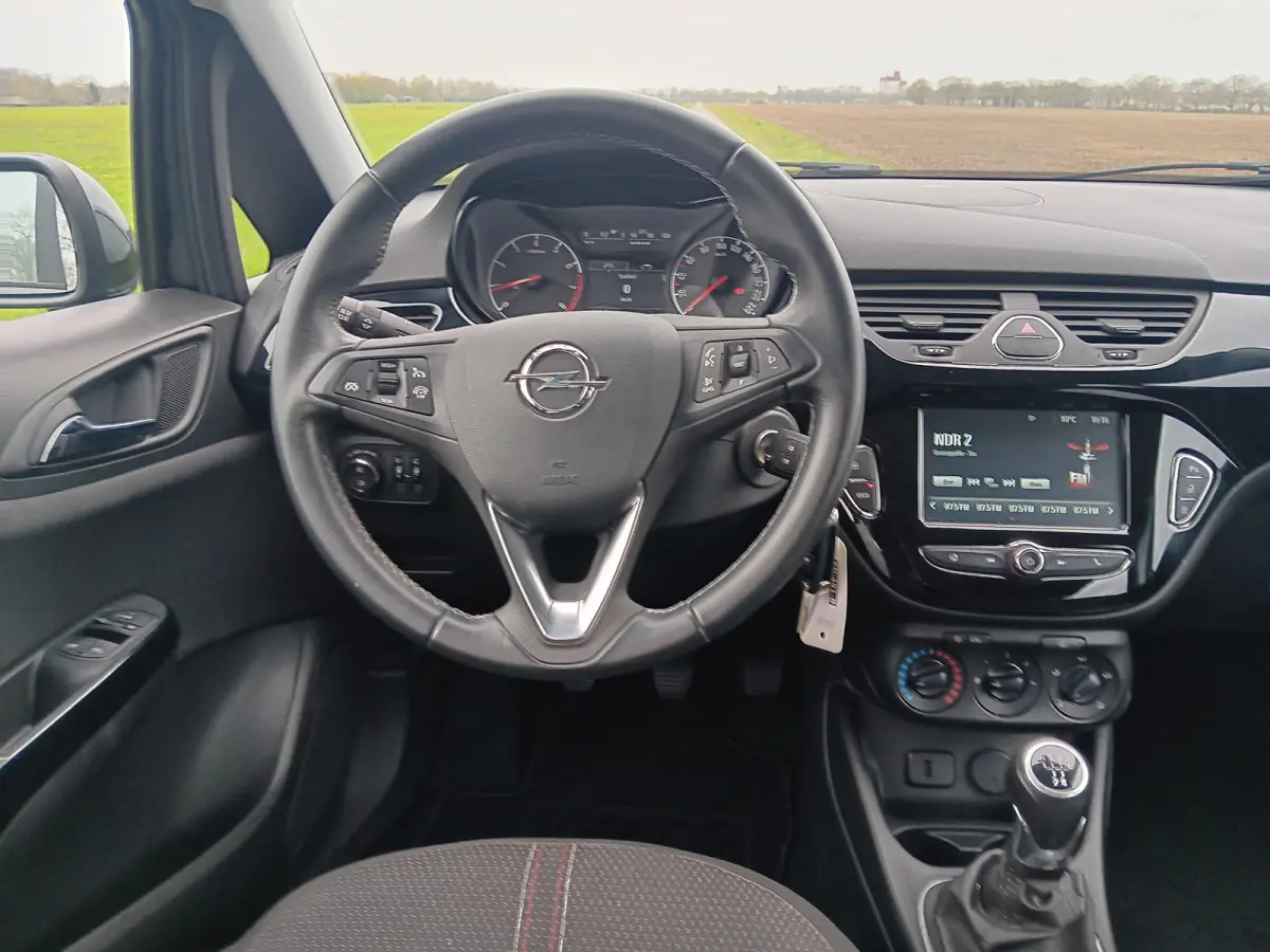 1.4 Online Edition,NAV,LMV,CRUISE,AIRCO,1ste Eigenaar,Carplay,All season banden