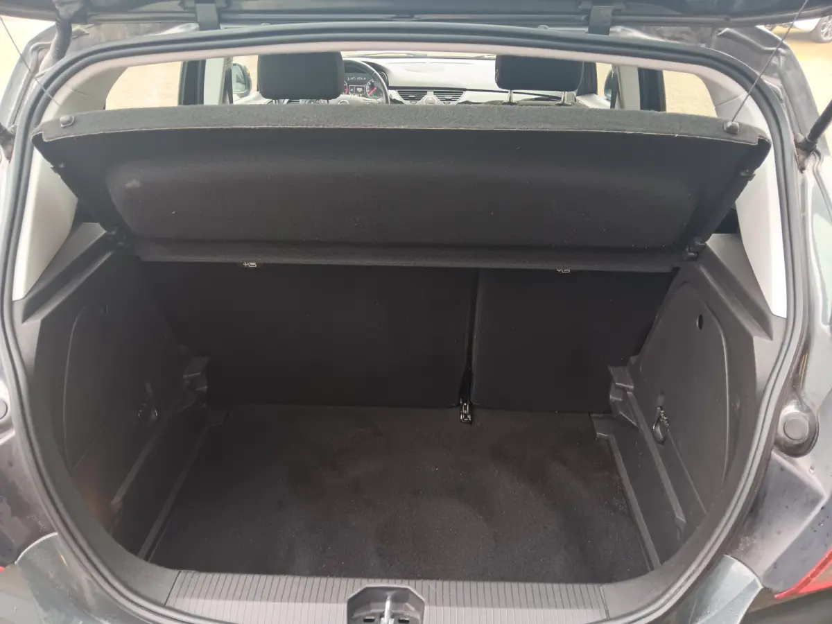 1.4 Online Edition,NAV,LMV,CRUISE,AIRCO,1ste Eigenaar,Carplay,All season banden