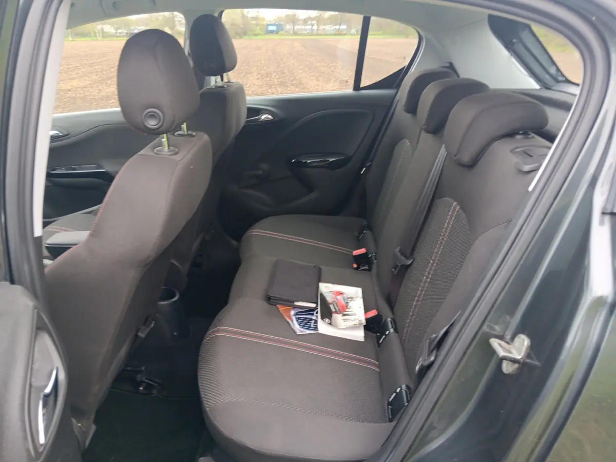 1.4 Online Edition,NAV,LMV,CRUISE,AIRCO,1ste Eigenaar,Carplay,All season banden