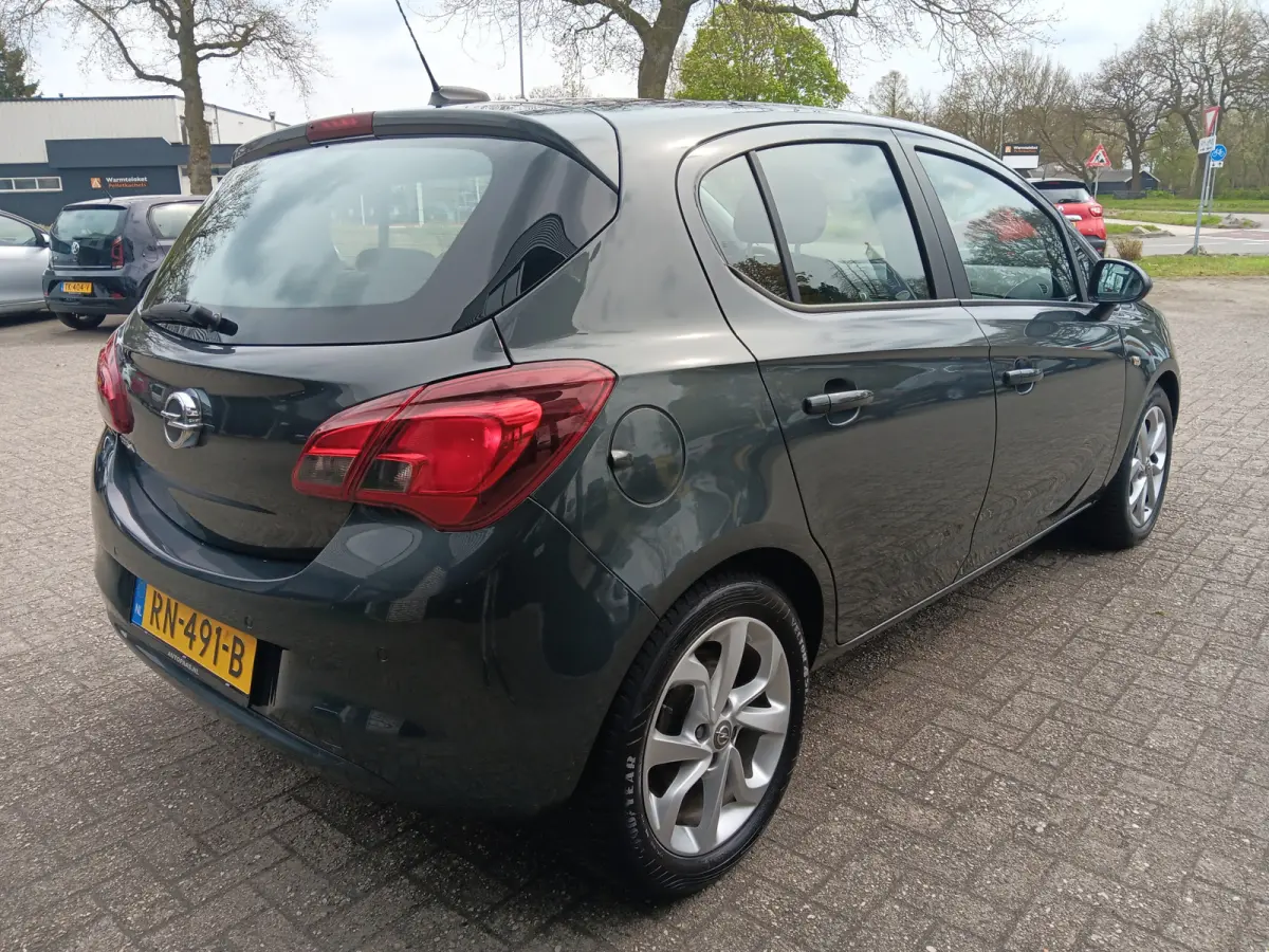 1.4 Online Edition,NAV,LMV,CRUISE,AIRCO,1ste Eigenaar,Carplay,All season banden
