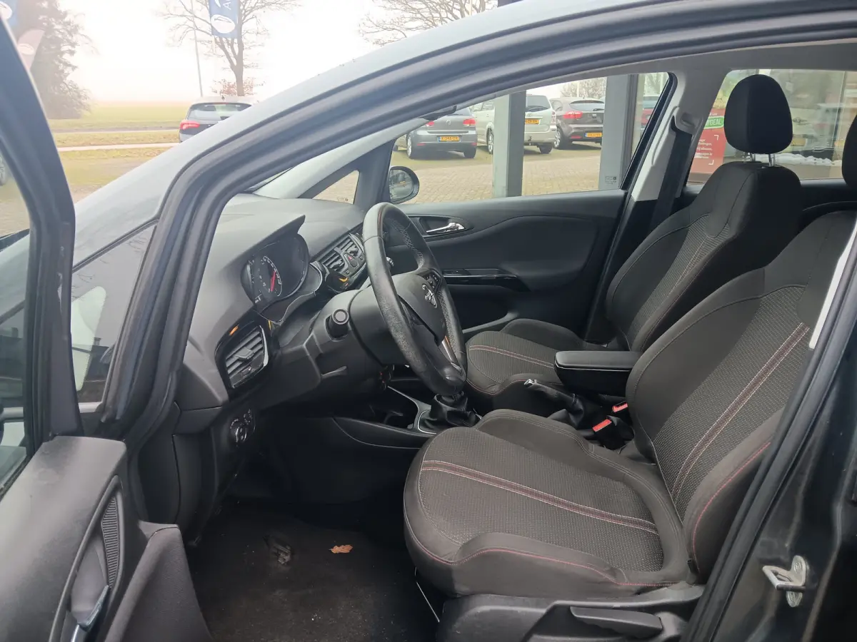 1.4 Online Edition,NAV,LMV,CRUISE,AIRCO,1ste Eigenaar,Carplay,All season banden