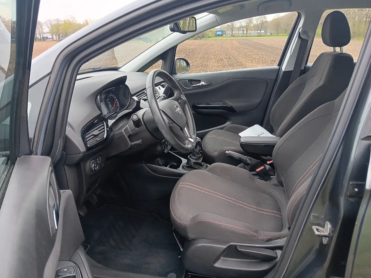 1.4 Online Edition,NAV,LMV,CRUISE,AIRCO,1ste Eigenaar,Carplay,All season banden