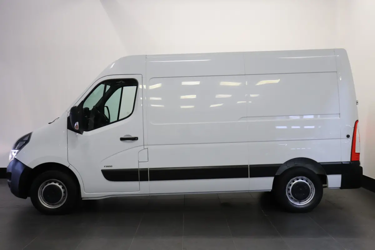 2.3 Turbo 180PK L2H2 EURO 6 - A/C Climate - Trekhaak - Camera - €13.900,- Excl.