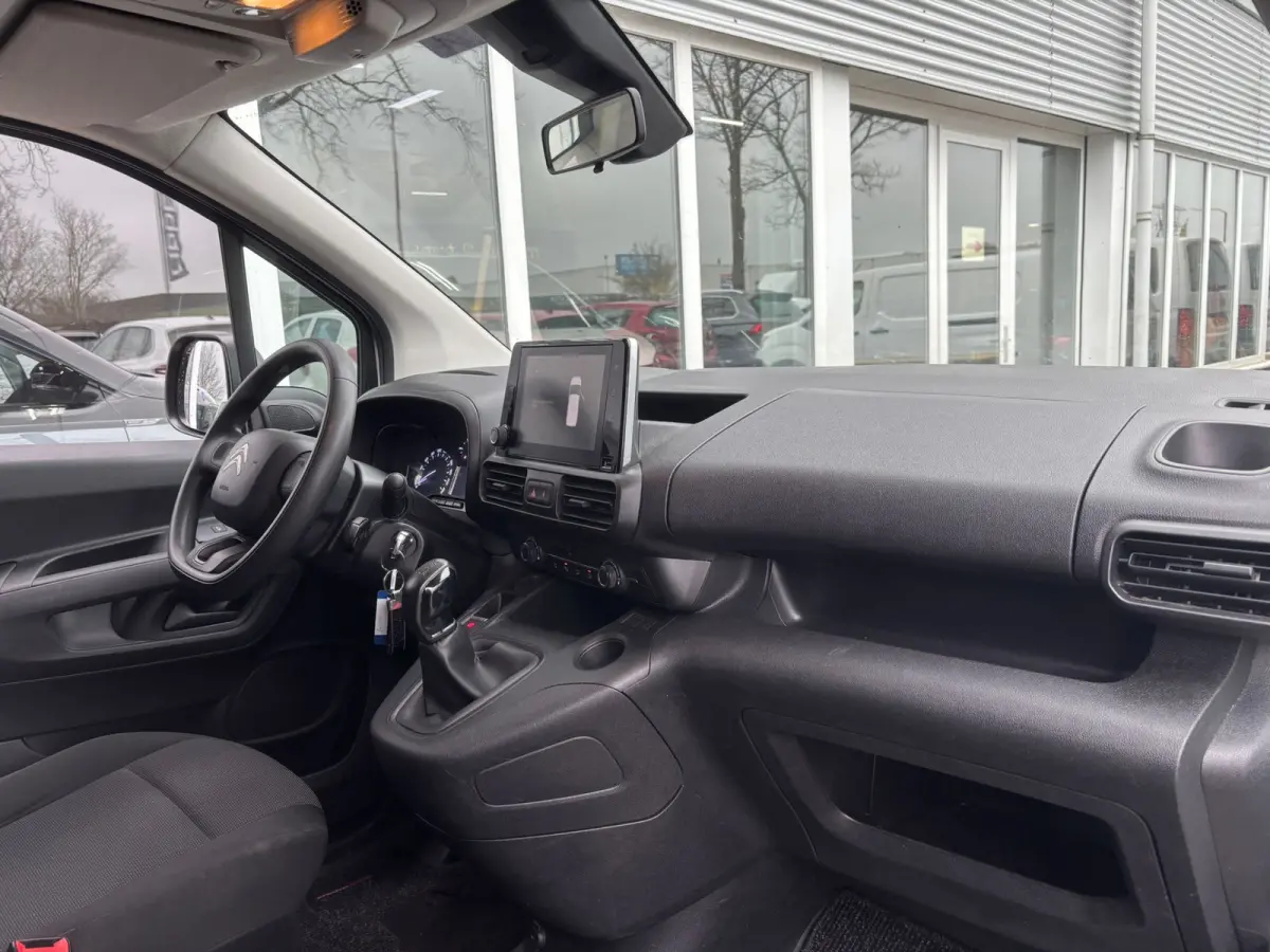 1.5 BlueHDI Club XL | Apple Carplay | Cruise | Navi | Airco