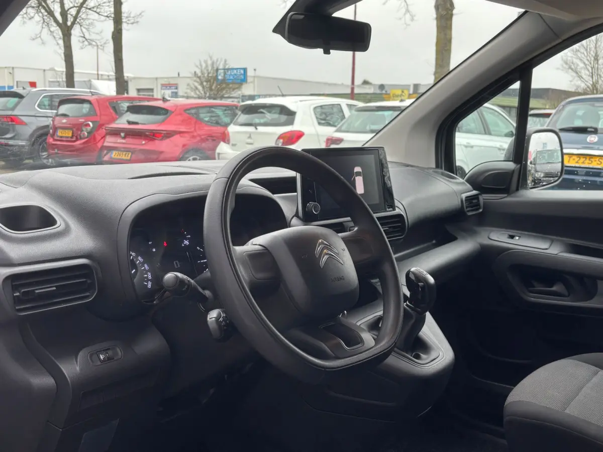 1.5 BlueHDI Club XL | Apple Carplay | Cruise | Navi | Airco