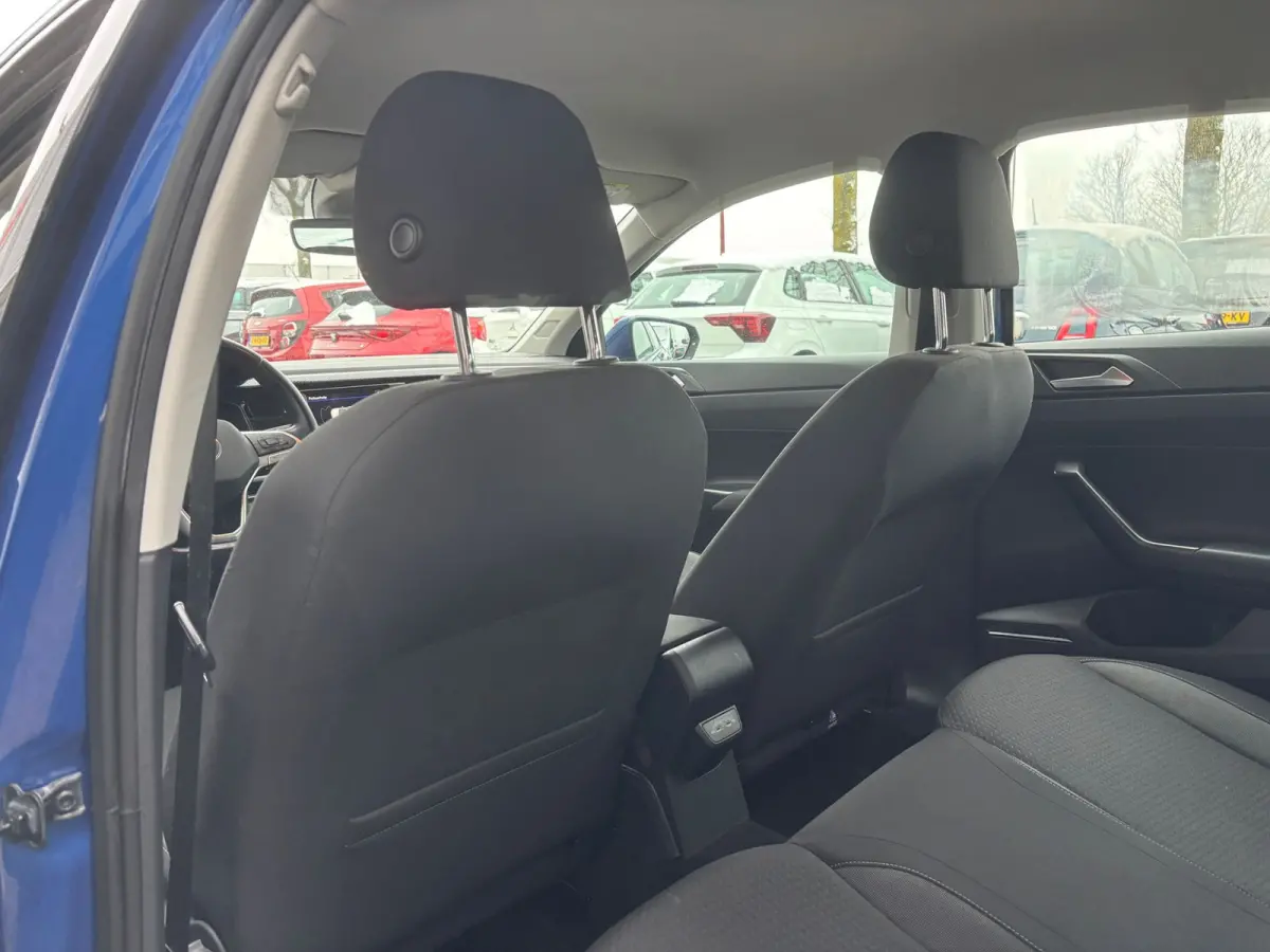 1.0 TSI Life | Parkeer Sensoren | Bluetooth | Cruise | Airco