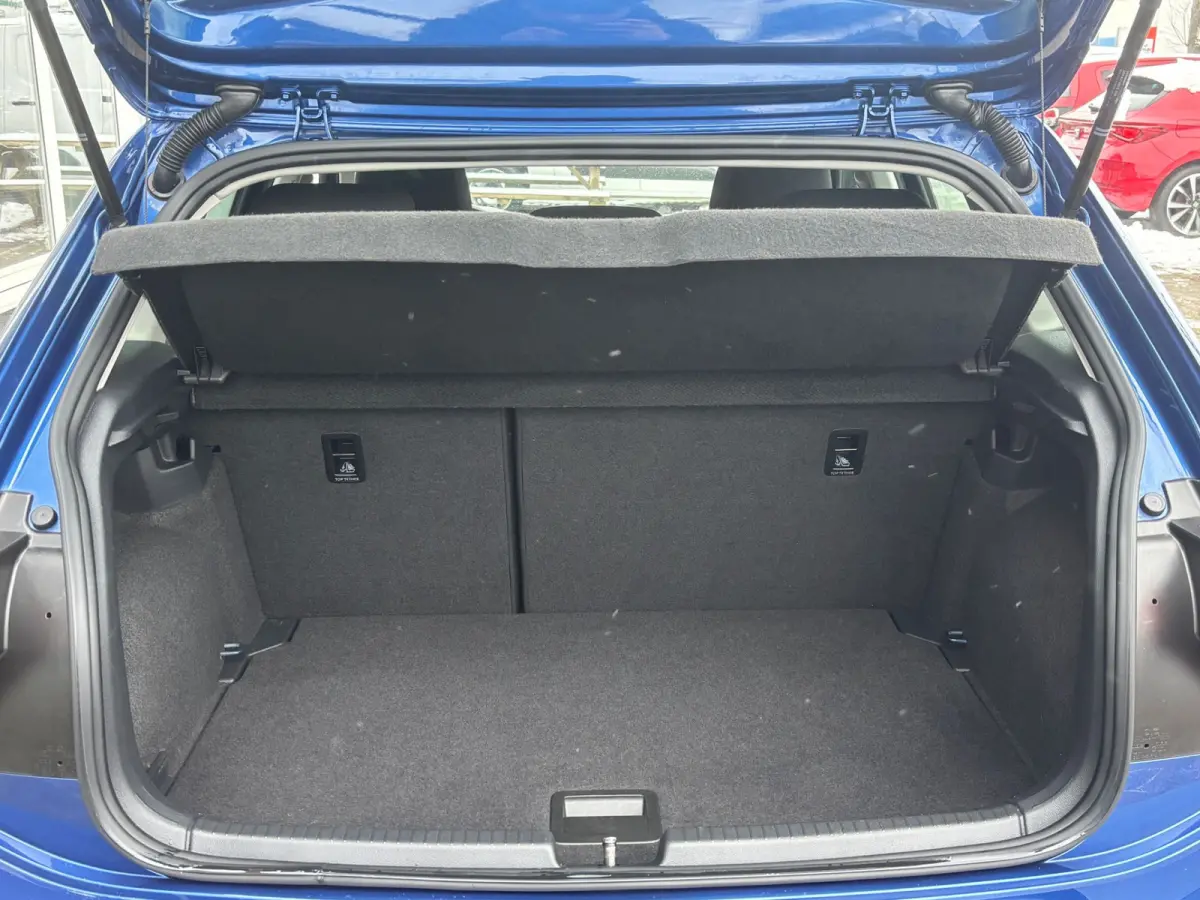 1.0 TSI Life | Parkeer Sensoren | Bluetooth | Cruise | Airco