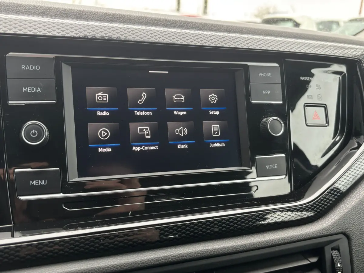 1.0 TSI Life | Parkeer Sensoren | Bluetooth | Cruise | Airco