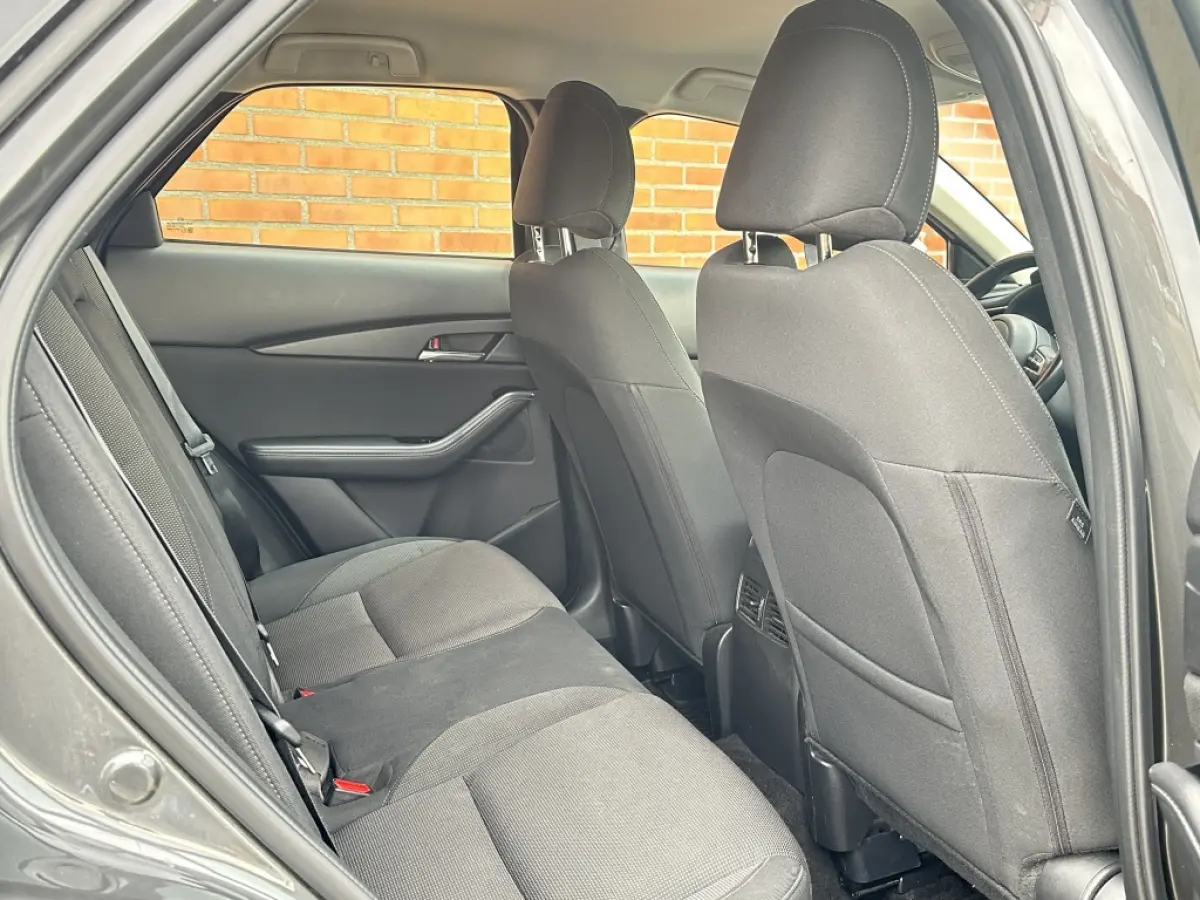 2.0 e-SkyActiv 150PK Automaat Verwarmd stuur en stoelen 1e eigen