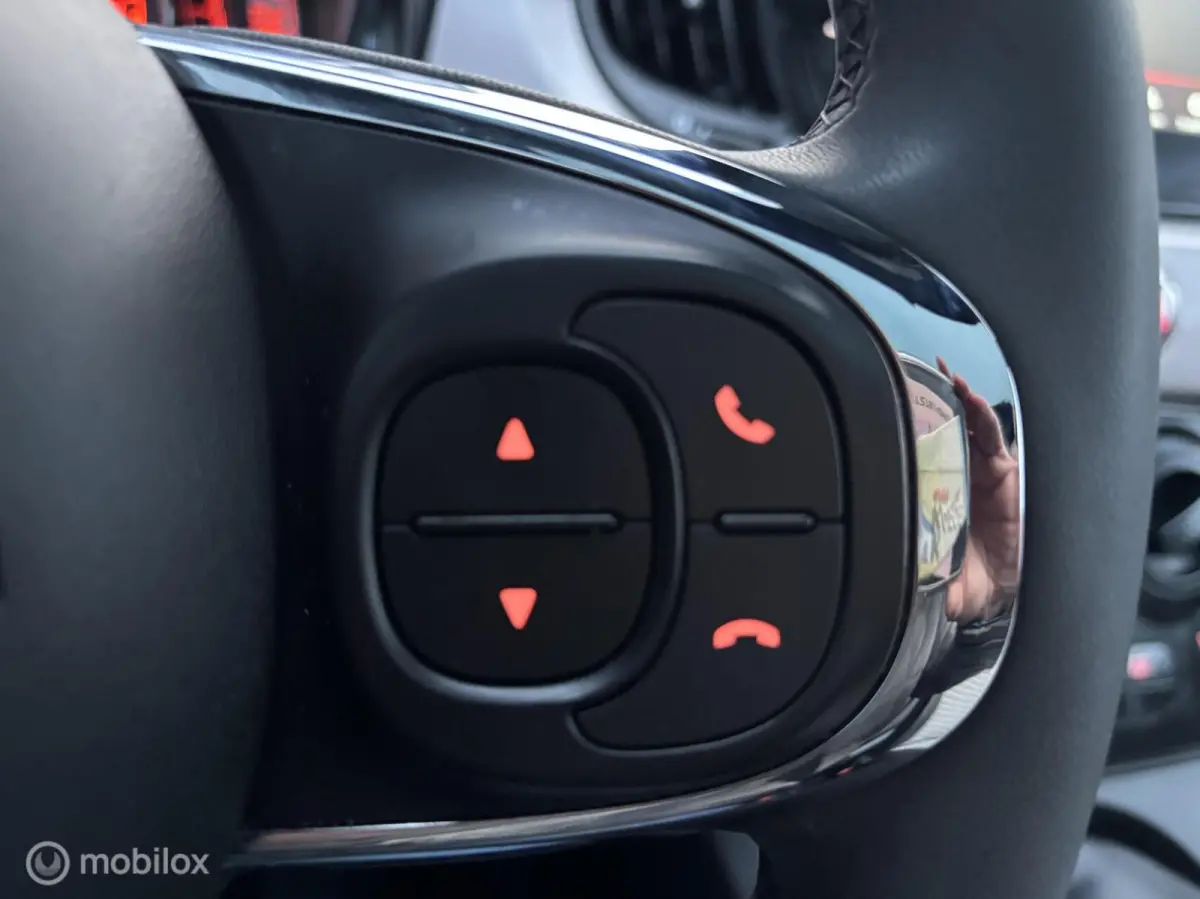1.0i Hybrid Dolcevita Navi Airco Cruise Apple carplay LMV PDC