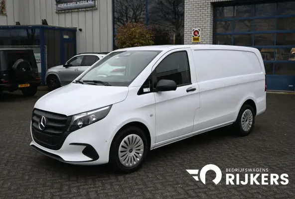 116 CDI L2 Pro Navigatie en Smartphone integratiepakket, Bumpers in kleur, Etc.