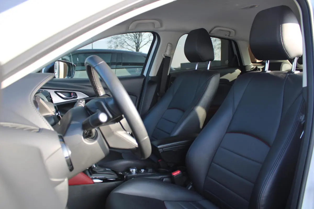 2.0 SkyActiv-G 120 GT-M Automaat | Trekhaak | Leder | Camera