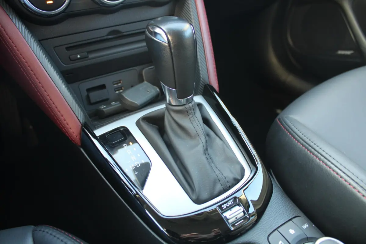 2.0 SkyActiv-G 120 GT-M Automaat | Trekhaak | Leder | Camera