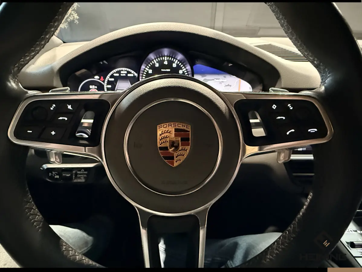 3.0 Apple-Carplay | Panoramadak | Trekhaak | Navigatie | Bose | Luchtvering