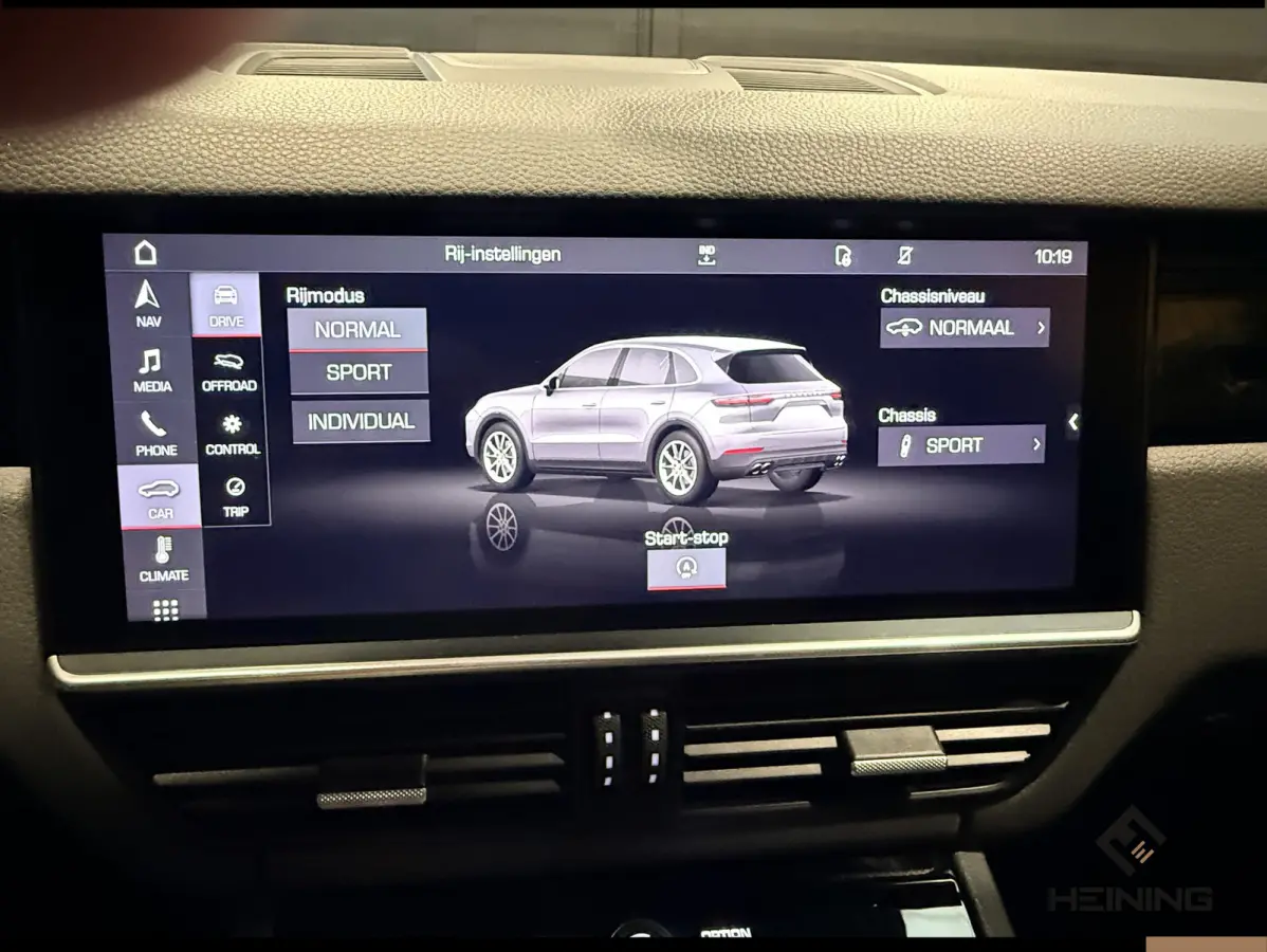 3.0 Apple-Carplay | Panoramadak | Trekhaak | Navigatie | Bose | Luchtvering