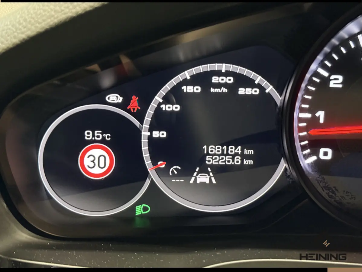 3.0 Apple-Carplay | Panoramadak | Trekhaak | Navigatie | Bose | Luchtvering