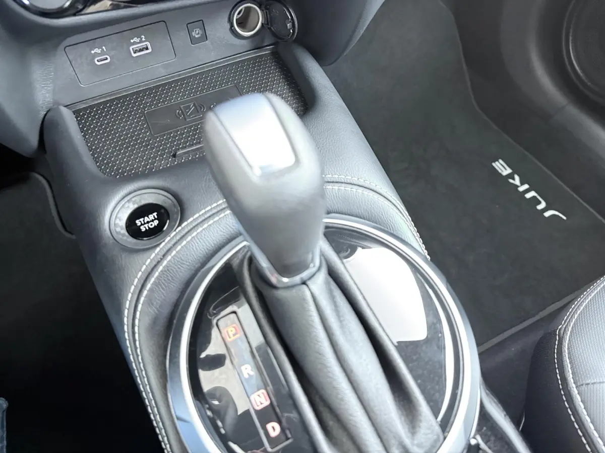 1.6 Hybrid Tekna | BOSE Audio | Lederen Bekl. | Stoel-, stuur- & Voorruitverw. |