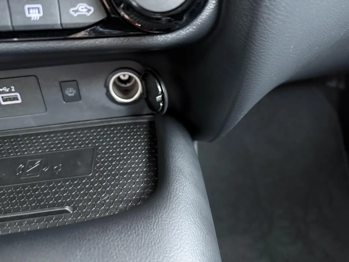 1.6 Hybrid Tekna | BOSE Audio | Lederen Bekl. | Stoel-, stuur- & Voorruitverw. |