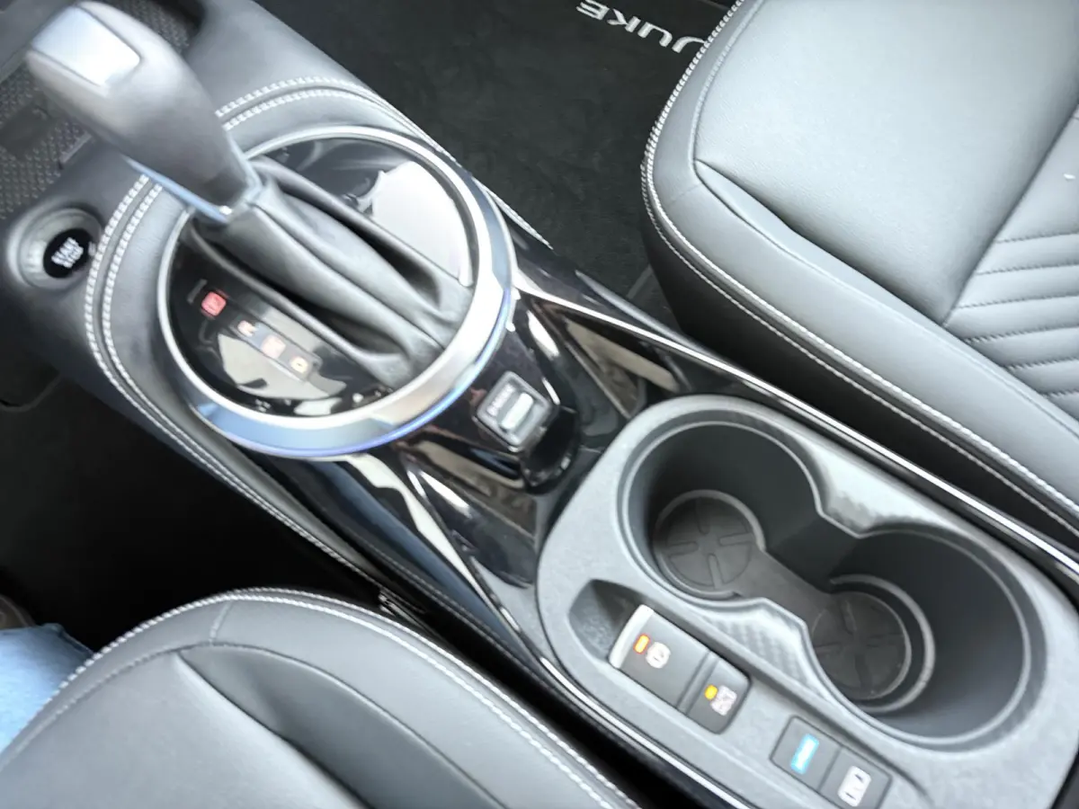 1.6 Hybrid Tekna | BOSE Audio | Lederen Bekl. | Stoel-, stuur- & Voorruitverw. |