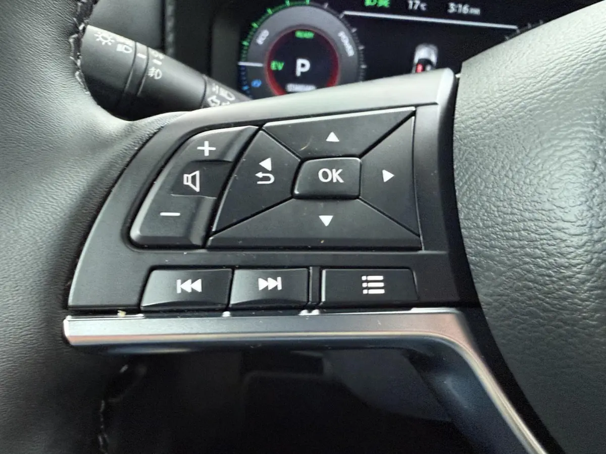 1.6 Hybrid Tekna | BOSE Audio | Lederen Bekl. | Stoel-, stuur- & Voorruitverw. |
