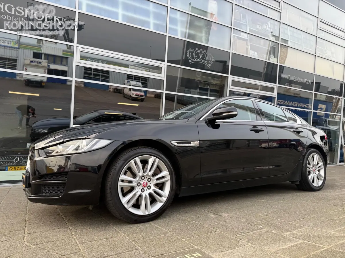 2.0t AWD Portfolio
