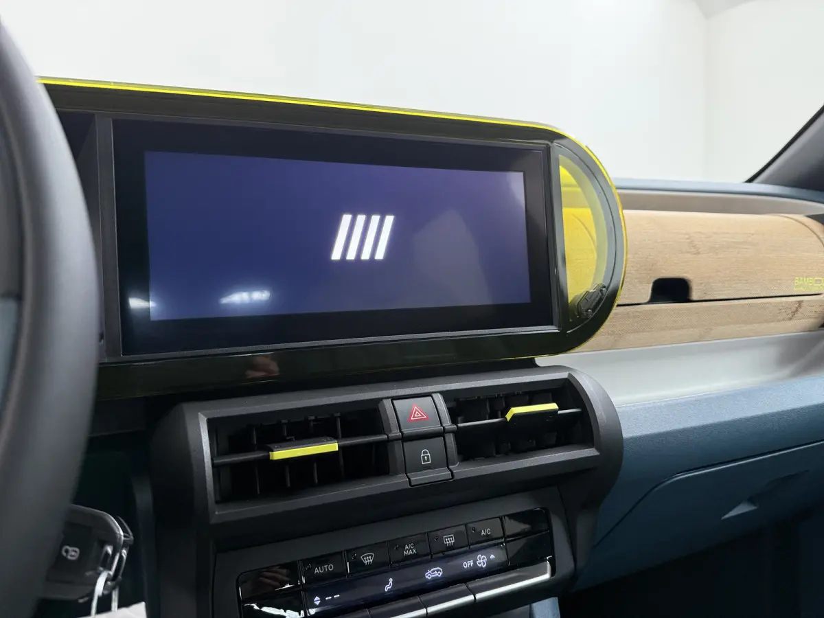 1.2 Hybrid La Prima | Achteruitrijcamera | Afdaal assistent | Airco (automatisch)